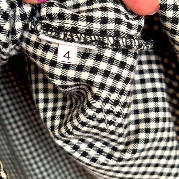 Zara Long Sleeve Button Down. Size: Large - Picture 8 of 8